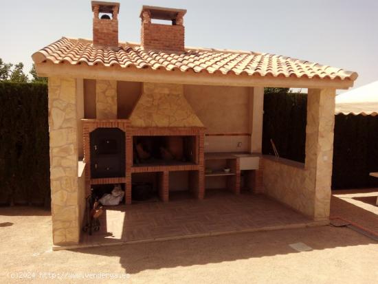 SE VENDE CHALET INDIVIDUAL EN MOTILLEJA - ALBACETE