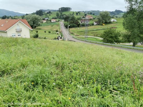 Terreno urbano en Sobarzo - CANTABRIA