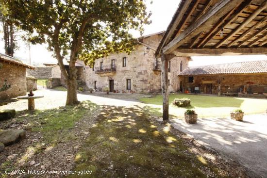 Casona en venta en Cades (Herrerias) - CANTABRIA