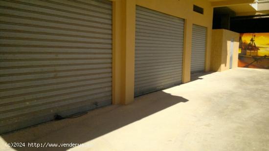  2 Locales desde 45m2 privados y 2 plazas de garaje muy cerca del mar - ALICANTE 