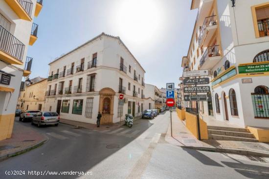  QUIERES EMPRENDER TU PROPIO NEGOCIO, NOSOTROS TENEMOS EL LOCAL DONDE PUEDES HACERLO - MALAGA 