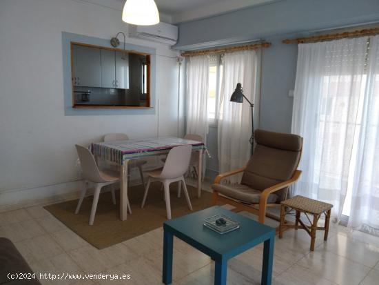 APARTAMENTO CON ESPECTACULAR TERRAZA Y  MAGNÍFICAS VISTA AL MAR - ALICANTE