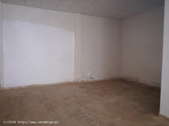 LOCAL COMERCIAL EN ZONA ANTONIO MACHADO - ALICANTE