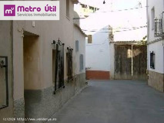 EN VENTA CASA DE PUEBLO EN LA MONTAÑA - JAEN