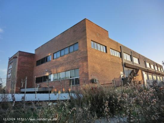 Edificio Industrial en venta - MADRID