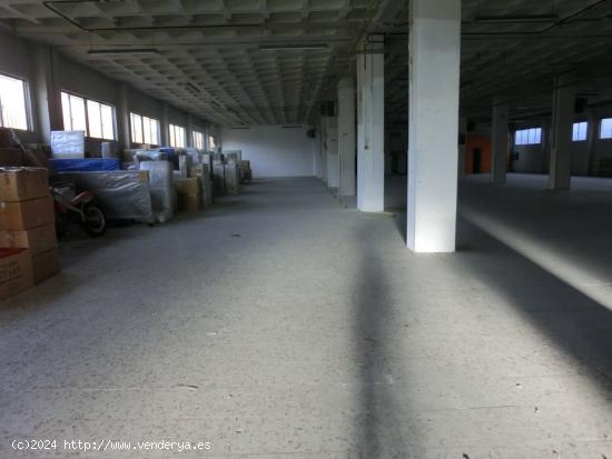 Edificio Industrial en venta - MADRID