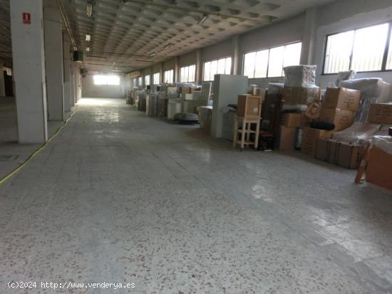 Edificio Industrial en venta - MADRID