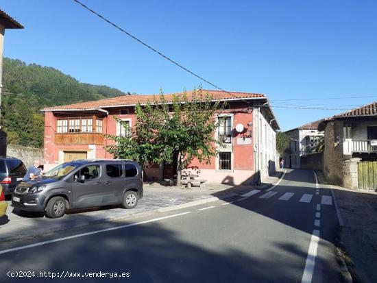 VENTA DE CASA CON TERRENO - VIZCAYA