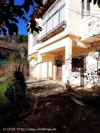 SE VENDE CASA CON TERRENO EN RASINES - CANTABRIA