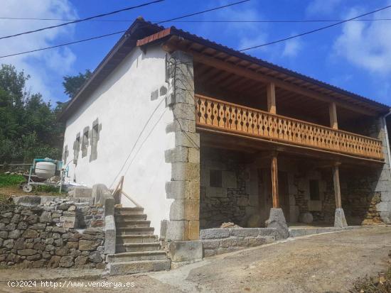 CASA CON TERRENO EN SAN PEDRO SOBA - CANTABRIA