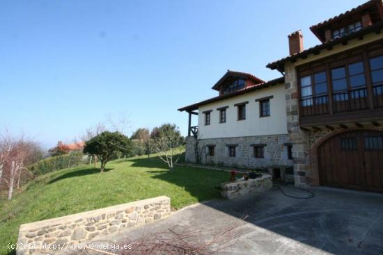 CASONA INDEPENDIENTE CON TERRENO EN COBRECES - CANTABRIA