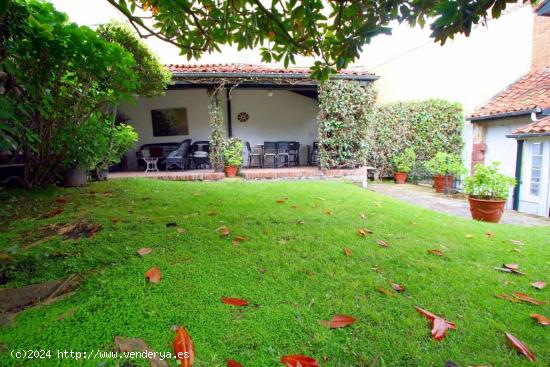 TIPICA CASA MONTAÑESA EN EL CENTRO DE COMILLAS. - CANTABRIA