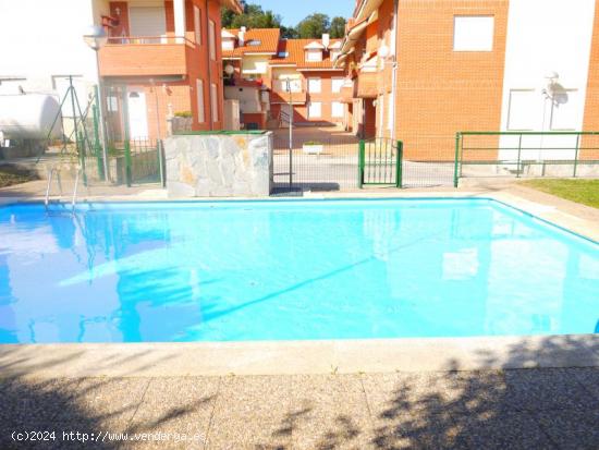 Apartamento en Urb. con Piscina - CANTABRIA