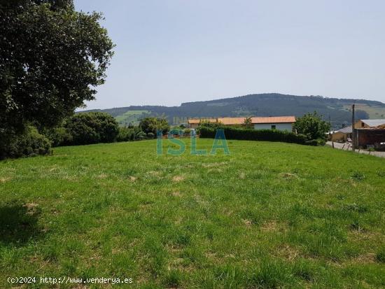 Terreno Urbano de 5.200 m2 en Arnuero a pocos km de las playas de Isla y Noja - CANTABRIA