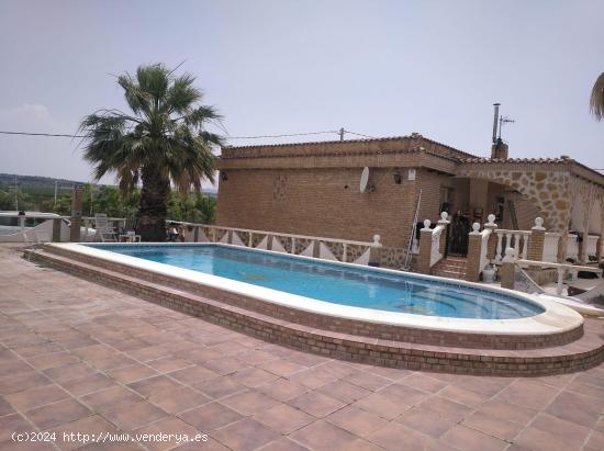 Chalet independiente venta Vilamarxant - VALENCIA