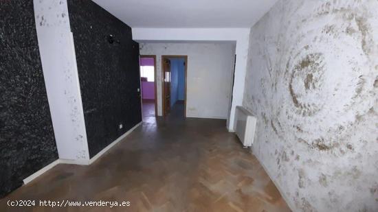 Piso en Carabanchel de 70 m², bien ubicado y con excelente distribución - MADRID