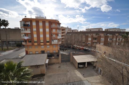 Se Vende en Petrer - ALICANTE