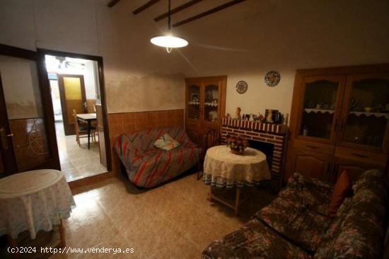 Se Vende en Hondon de los Frailes - ALICANTE