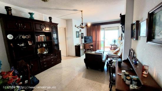 Fuengirola, Zona Miramar -  Piso 3 Dormitorios, Piscina Comunitaria, Terraza - MALAGA