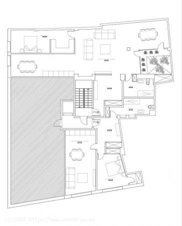 A 100M DE LA PLAZA DEL ARENAL, LOCAL PRIMERA PLANTA DE 228M², POSIBILIDAD DIVIDIR PARA 2 VIVIENDAS 