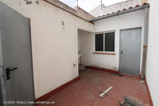 OPORTUNIDAD---CASA EN VENTA EN CALLE FERIA - SEVILLA