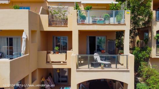 Apartamento de 3 dormitorios y 2 baños con vistas al mar. La Resina Golf, Estepona - MALAGA