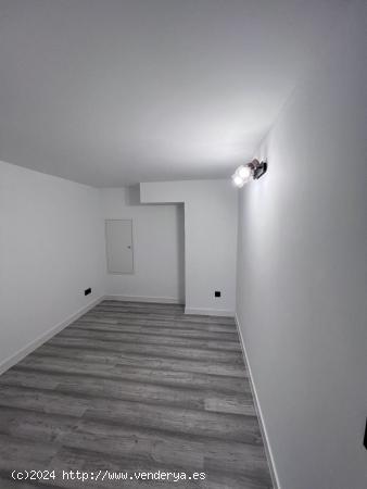 Loft de dos dormitorios recién reformado - MADRID