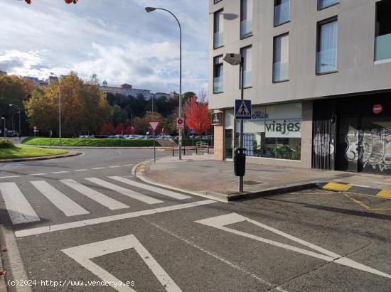 SE ALQUILA PLAZA DE GARAJE EN ROCHAPEA - NAVARRA