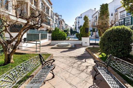 PRECIOSO ÁTICO EN UNA DE LAS URBANIZACIONES MÁS PRESTIGIOSAS - GRANADA