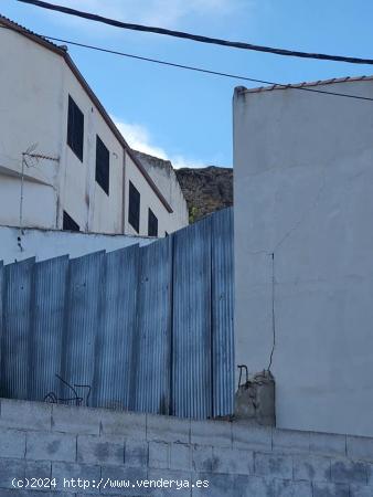 OPORTUNIDAD DE NAVE SECADERO DE JAMONES - GRANADA