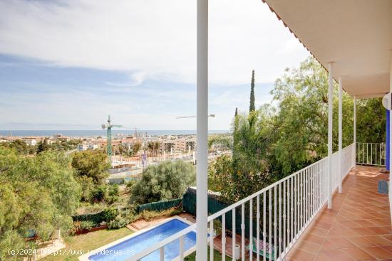 CASA EN ALQUILER EN VALLPINEDA - SITGES - BARCELONA