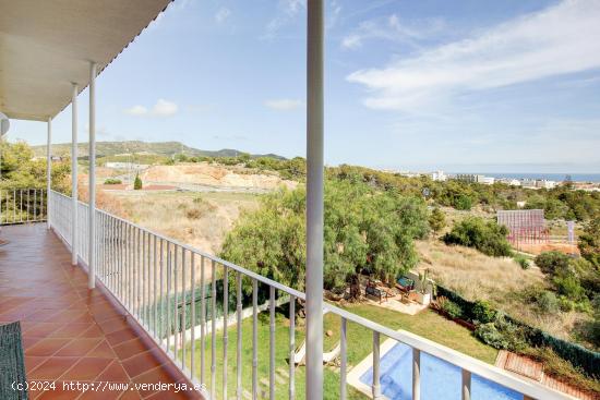 CASA EN ALQUILER EN VALLPINEDA - SITGES - BARCELONA