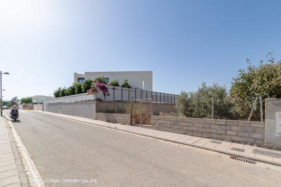 Parcela en La Zubia - GRANADA