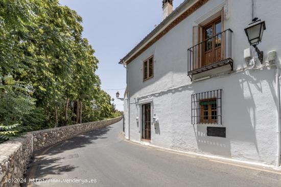 Casa reformada en el Camino del Sacromonte - GRANADA