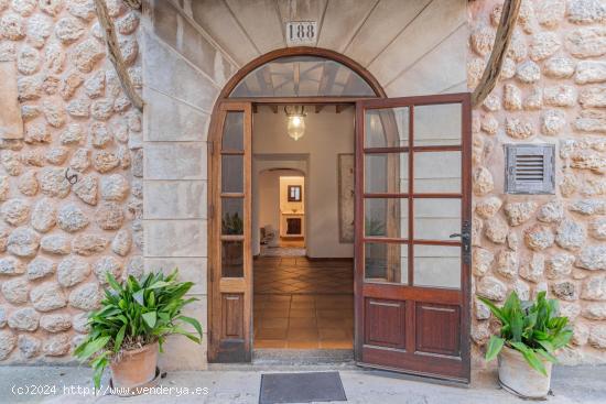 Casa de pueblo en el centro de Sóller - BALEARES