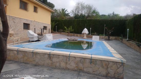 CHALET EN VENTA EN BENILLUP - ALICANTE