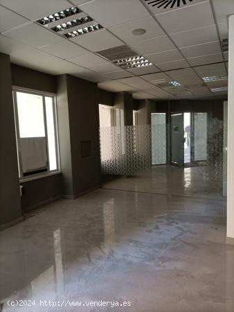  Local comercial en venta o alquiler en el centro de Castalla - ALICANTE 