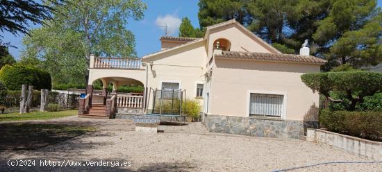 Chalet en venta Gayanes - ALICANTE