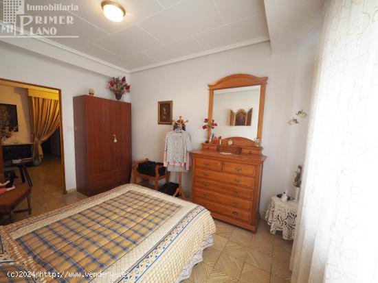 Se vende piso de 3 habitaciones en calle Doña Crisanta EDIFICIO SIN ASCENSOR - CIUDAD REAL