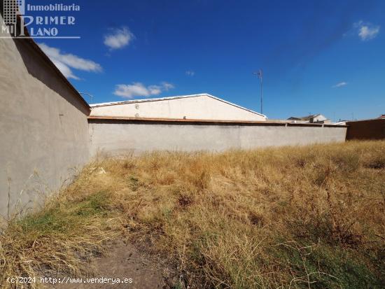 Se vende solar junto a calle Claudio Coello con 244 m2 y 10 metros de fachada - CIUDAD REAL