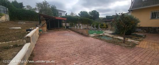 AOC VENDE CHALET INDEPENDIENTE EN TOCECANTOS - TOLEDO