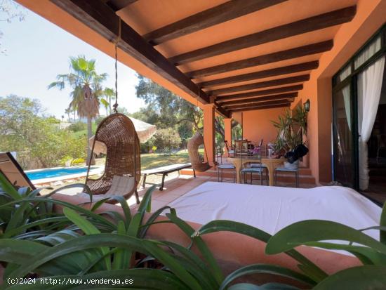 Villa en Alquiler en Alquiler temporada de invierno 6 meses - Sitio de Calahonda - MALAGA