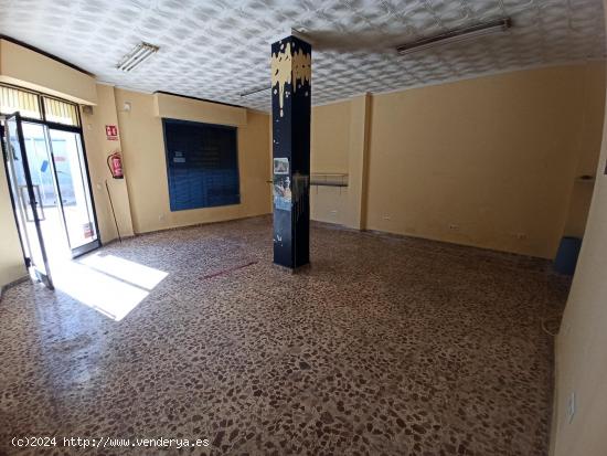 Se vende o se alquila local comercial en Carcaixent. 40.000€ venta o 360€/mes - VALENCIA