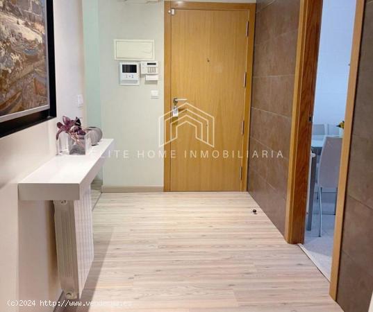 MAGNÍFICO PISO DE 4 HABITACIONES Y 2 BAÑOS CON 2 PLAZAS DE GARAJE CERCA DEL CENTRO - CASTELLON