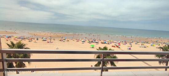 PASEO MARITIMO - CADIZ - ¡¡ DOS HABITACIONES CON VISTAS FRONTALES AL MAR !! - CADIZ