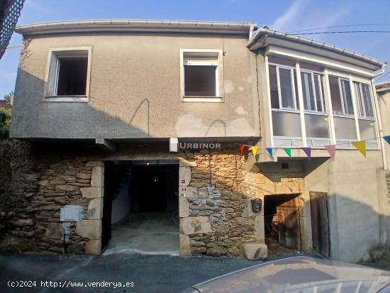 Casa económica, con patio, a 1 km de OUTOMURO (Ayuntamiento CARTELLE) - ORENSE