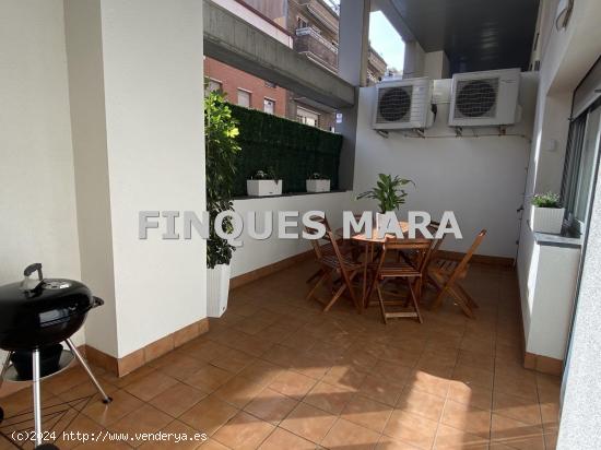 HERMOSO DÚPLEX CON TERRAZA, PARKING Y ASCENSOR EN MARIANAO - BARCELONA