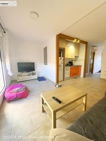 ATENCIÓN INVERSORES!!!! EN VENTA Edificio de 2 apartamentos y un local en San Martín de la Vega. -