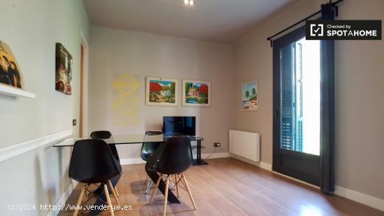 Precioso apartamento de 2 dormitorios con balcón en alquiler en Eixample Esquerra - BARCELONA