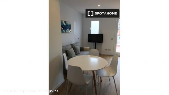 Apartamento entero de 2 dormitorios en Barcelona. - BARCELONA